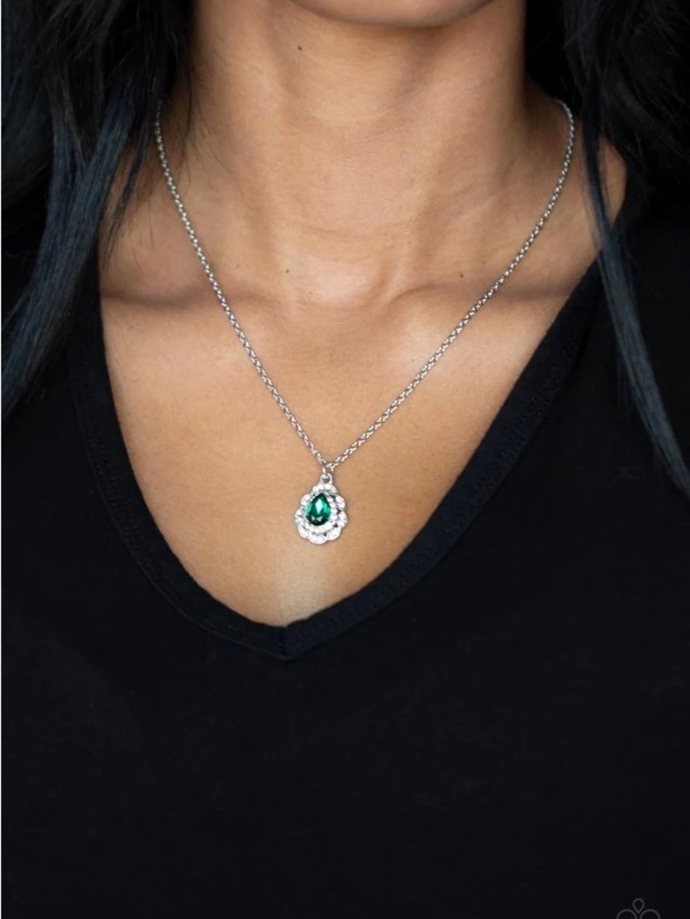 Paparazzi Jewelry - Vintage Validation Green Necklace